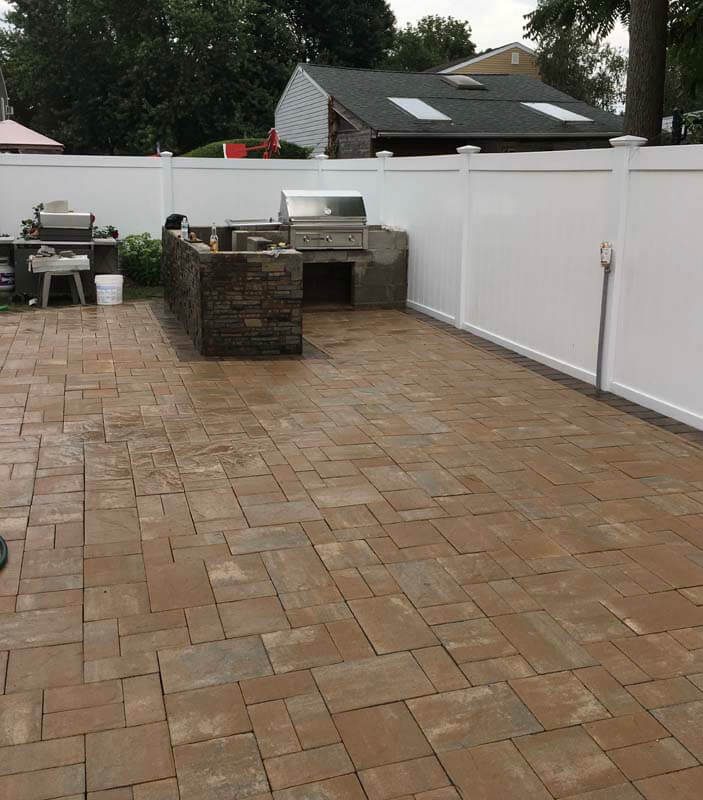 Paver patio with outdoor kitchen and grill — Babylon, NY